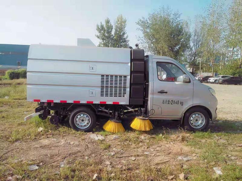 長安1.5水路面養(yǎng)護(hù)車