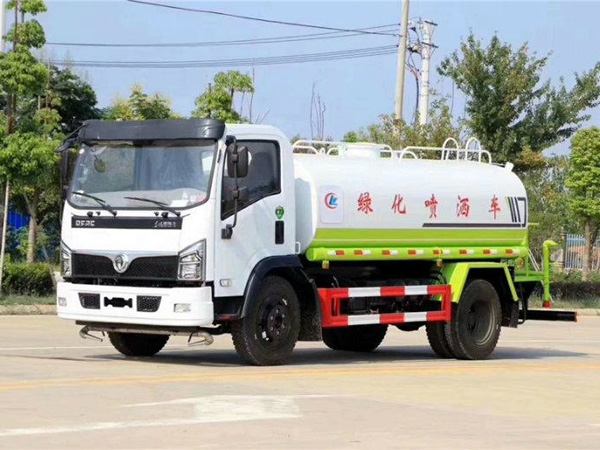 國(guó)六東風(fēng)大福瑞卡9.3方灑水車