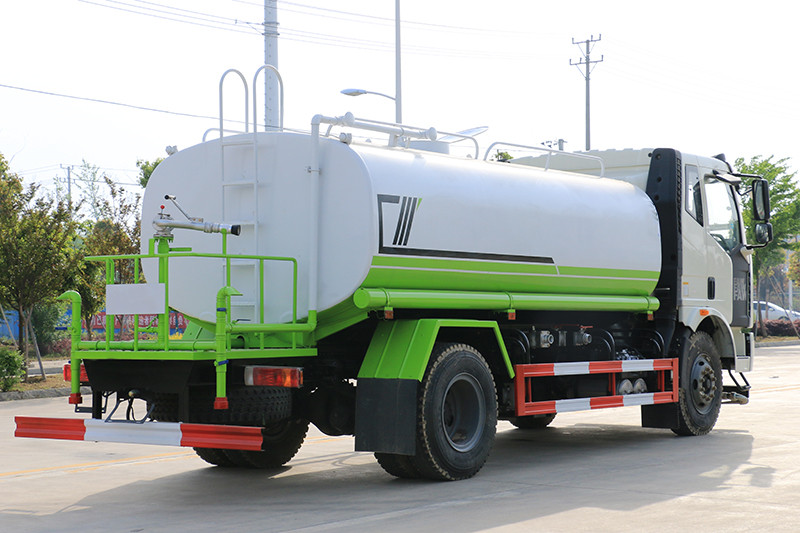 國六解放J6L  13方灑水車