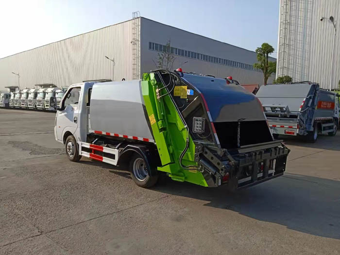 國六3方東風(fēng)途逸藍(lán)牌壓縮垃圾車