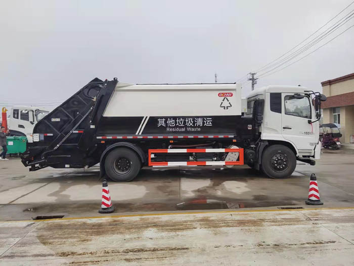 國(guó)六15方東風(fēng)天錦壓縮垃圾車