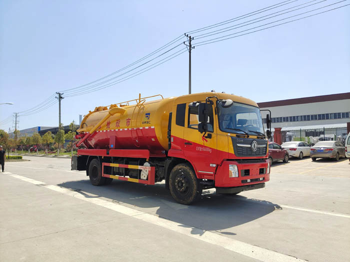 國六東風(fēng)天錦15方吸污車