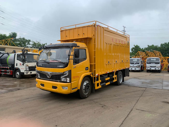 東風(fēng)F7福瑞卡吸污凈化車