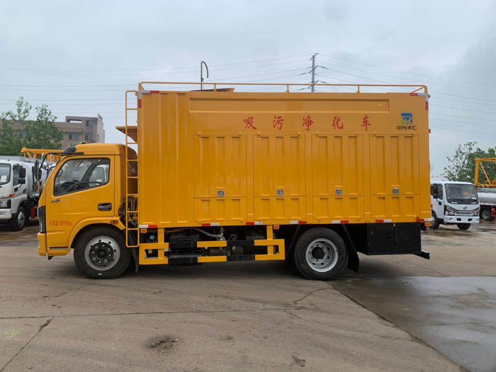 東風F7福瑞卡吸污凈化車