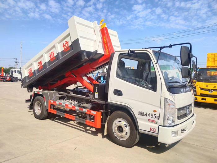 凱馬6方勾臂垃圾車